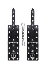 Черные кожаные однослойные наручники с люверсами (Цвет: черный)