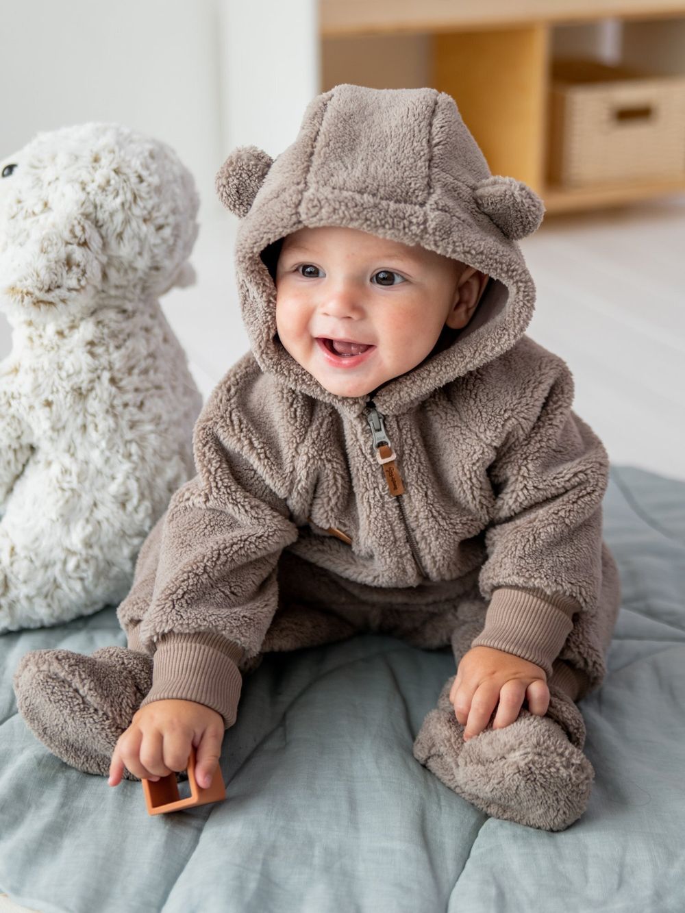 Комбинезон меховой "Мокко" 0+