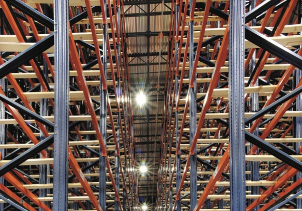 Светильник LED ДСП для высоких пролетов UFO-200W/01 200Вт 18000лм 5700K IP65 362x56/96мм WOLTA