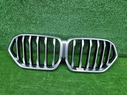 Решетка радиатора BMW X6 G06 (2019-2023)