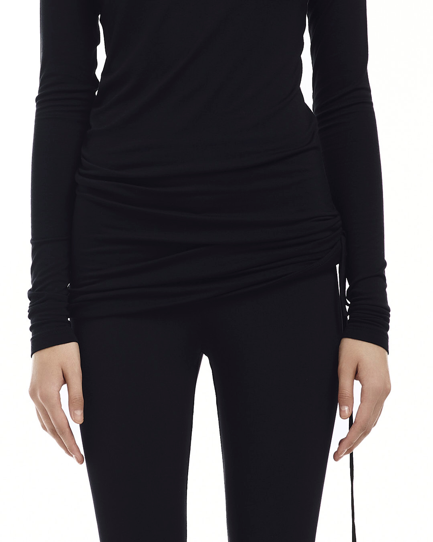 Лонгслив 8 черный