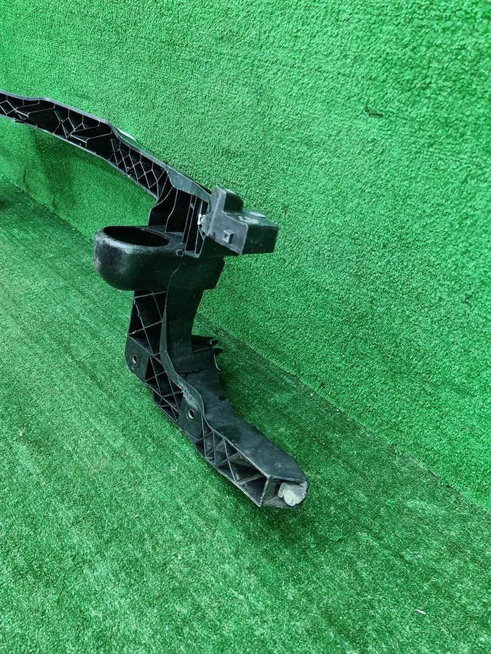 Телевизор Mercedes V W447 (2014-н.в.)