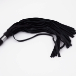 Черный кожаный флоггер со стальной ручкой - 45 см.