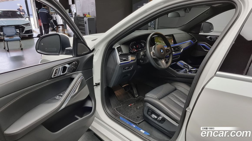 BMW X6 (G06) xDrive40i M Sports (06.2023)