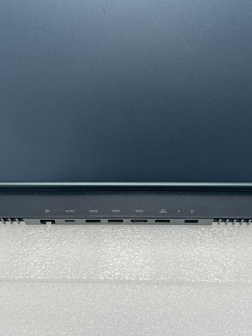 Ноутбук Lenovo Legion 5 15ACH6A (82NW001GRU) 15.6"/ AMD Ryzen 7 5800H/RAM 32GB/SSD 1024GB/ AMD Radeon Rx 6600M 8 ГБ/1920*1080/IPS 165HZ /Windows 11/Подсветка кл-ры: LED/темно-синий