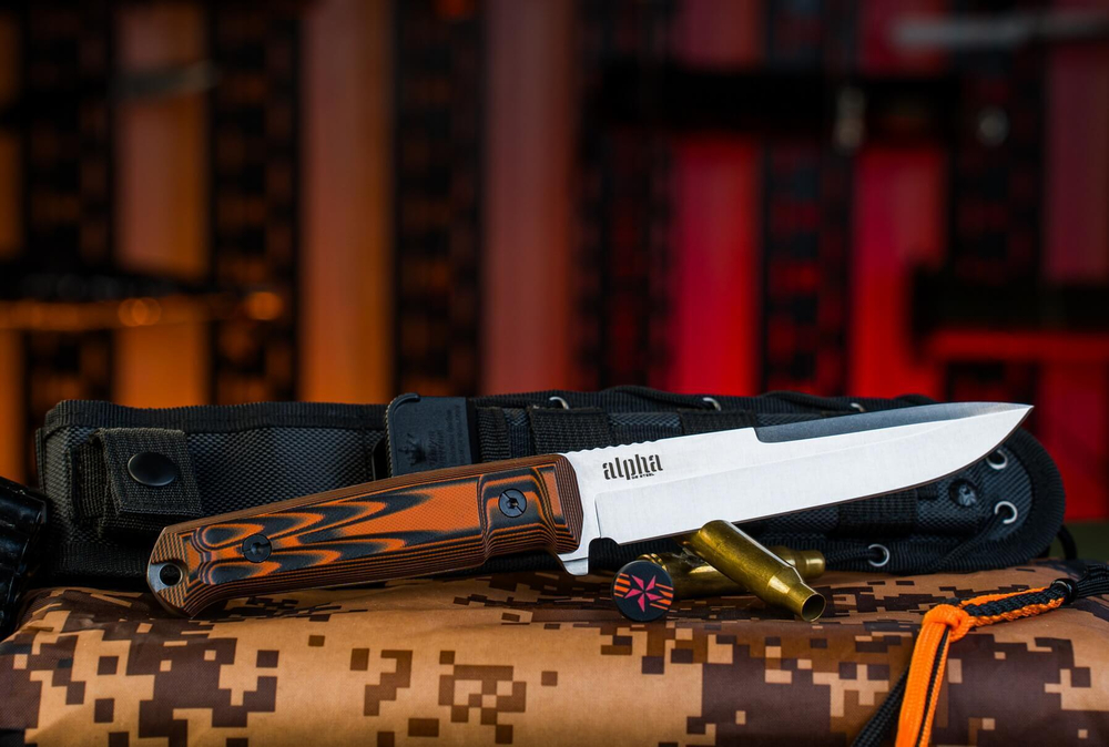 Подарочный набор: Alpha D2 Stonewash Black-Orange G10 и шкатулка 80 лет Великой Победы