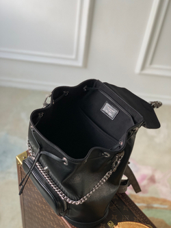 Louis Vuitton Montsouris PM