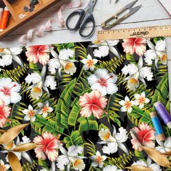 Ткань мембрана пёстрые цветы и папоротники на чёрном фоне