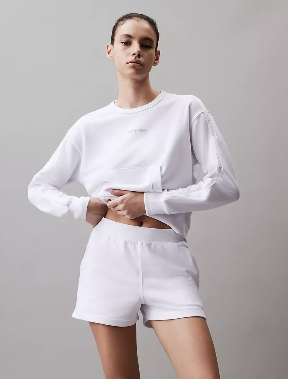 СвитшотCalvin Klein