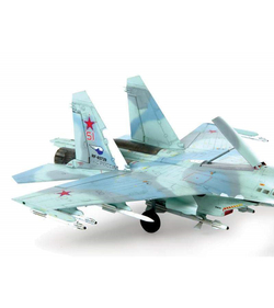 Сборная модель ZVEZDA Российский истребитель Су-27СМ, 1/72