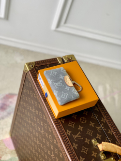 Louis Vuitton Key Pouch