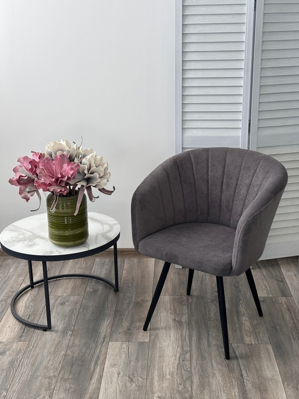 Стул М-City DISAUR Руна (Runa) поворотный на поворотный на 360 градусов, B28 Темнор-Серый, Велюр, Черный каркас