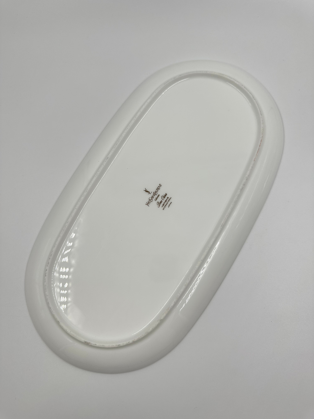 Блюдо Yves Saint Laurent by Yamaka