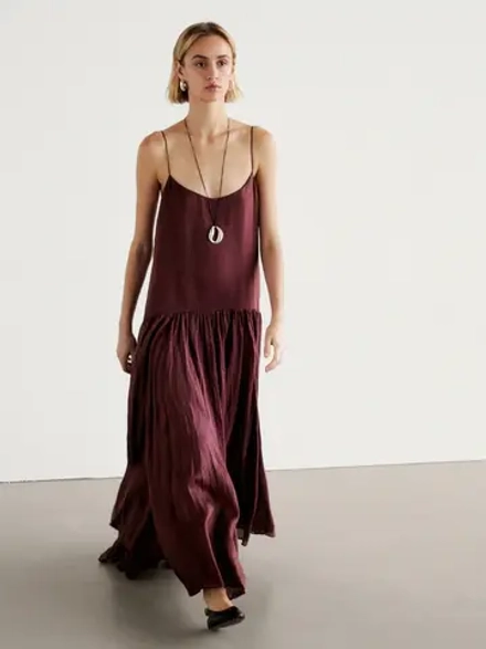 Massimo Dutti Длинное платье объемного кроя из ткани рами, бургундский