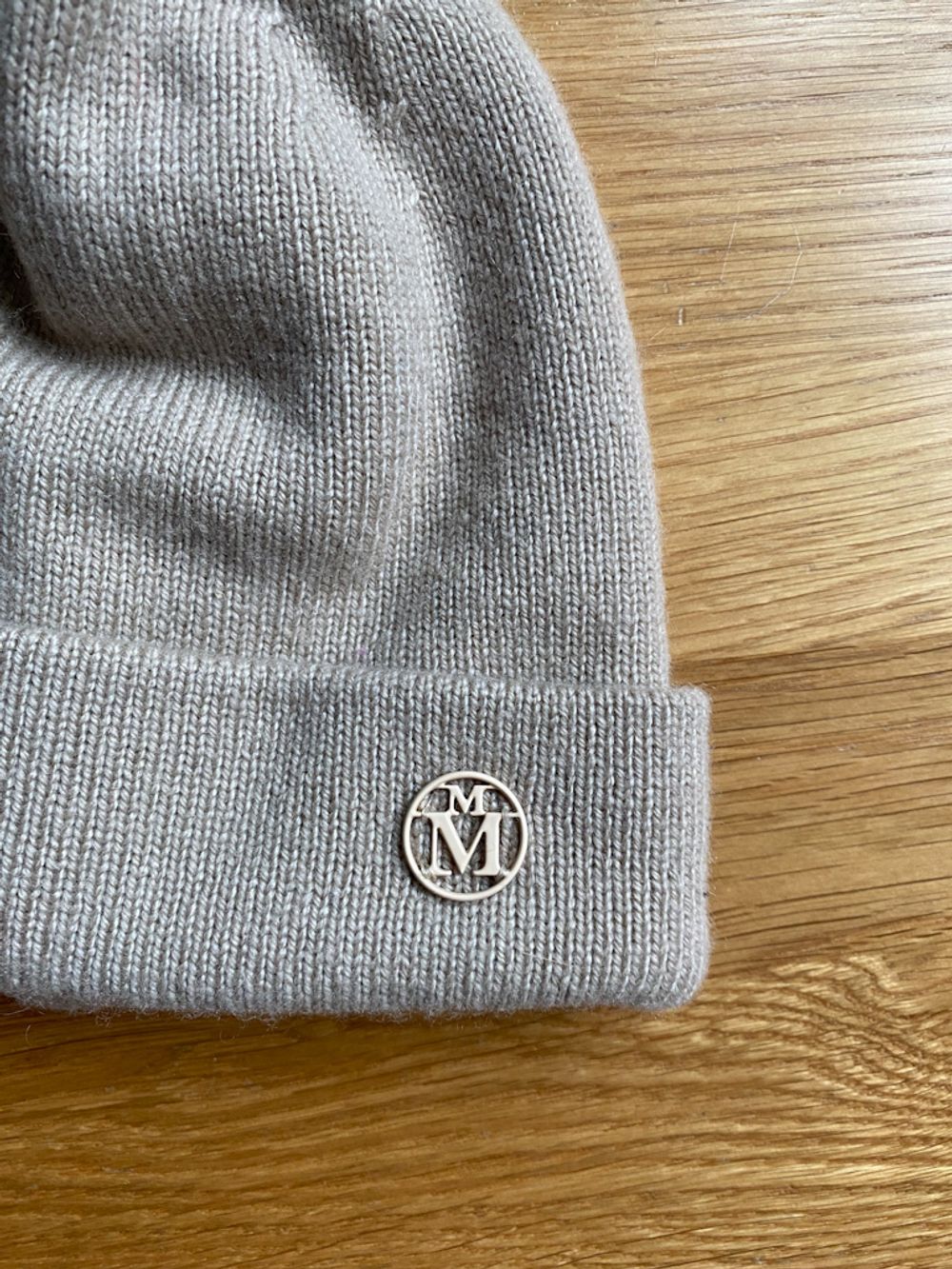 Кашемировая шапка Maison Michel, 128