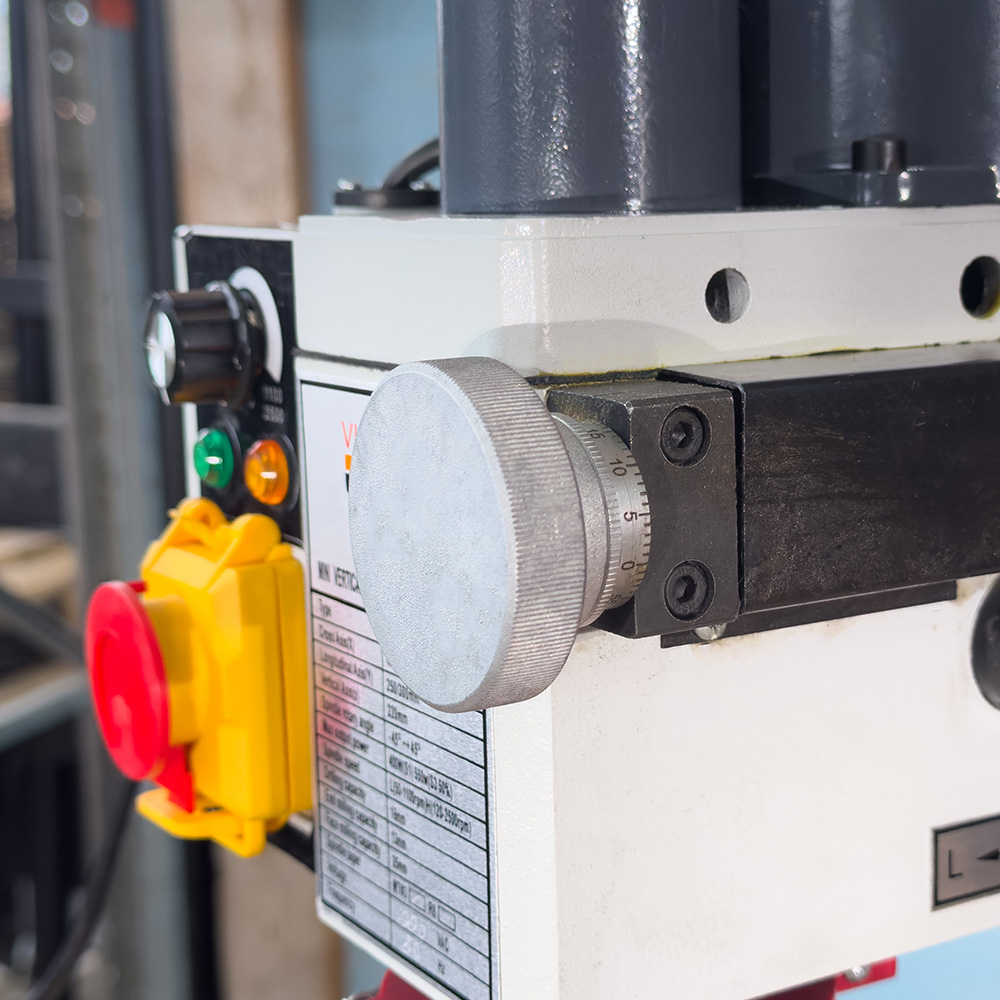 VISPROM FPV-25LP настольный фрезерный станок