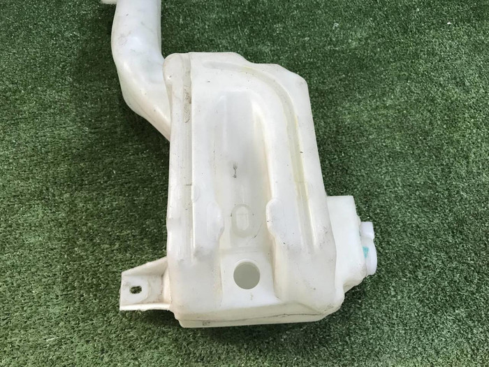 Бачок омывателя Ford Edge 1 (2006-2014)