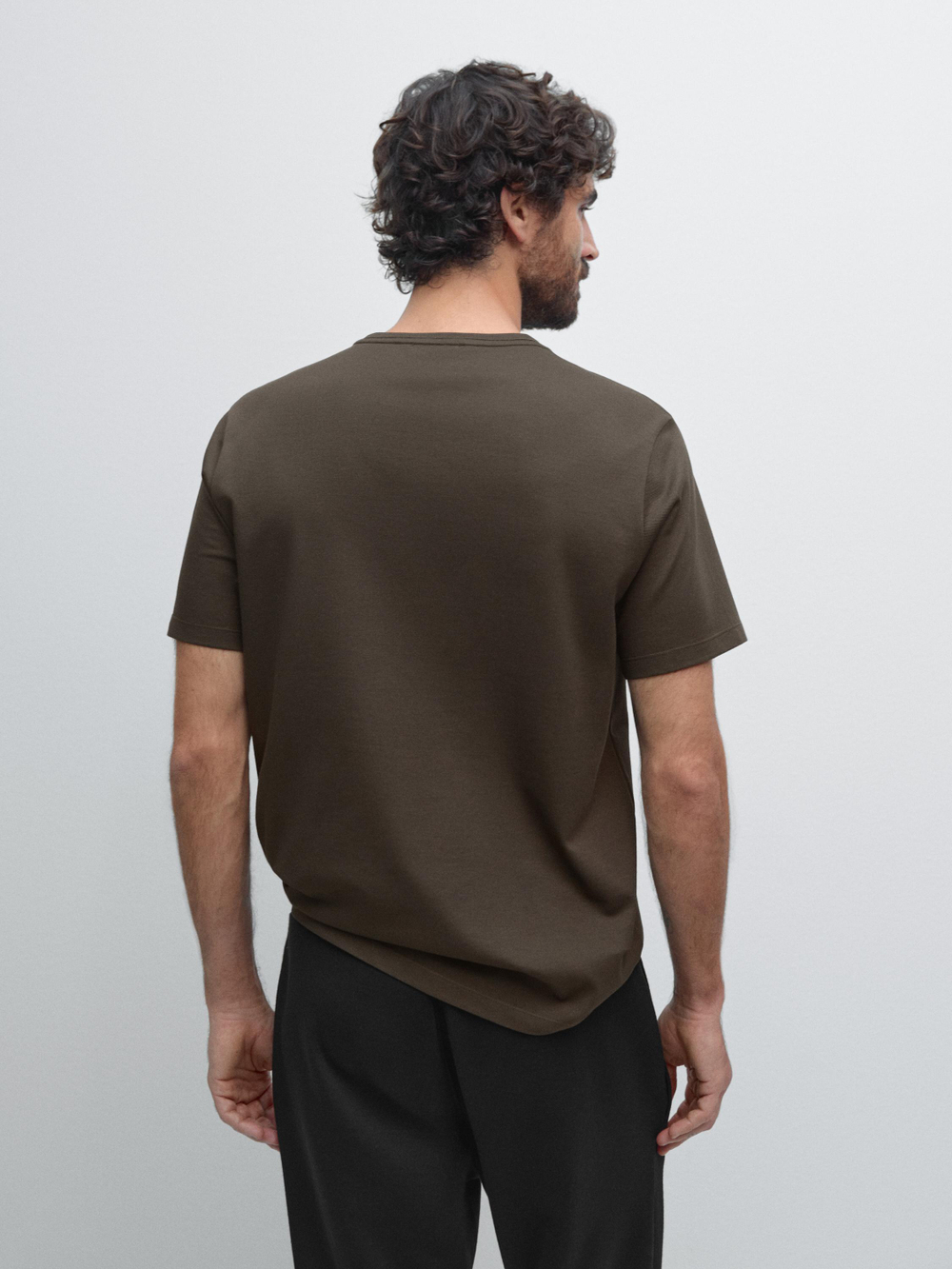 Massimo Dutti Футболка классического кроя с круглым вырезом, хаки