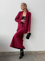 Костюм из велюра с поясом-шнурком