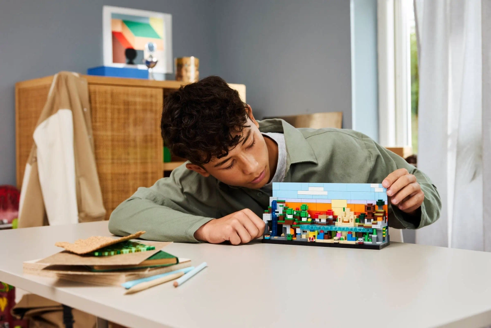 Конструктор LEGO Minecraft 21589 Mini Biomes