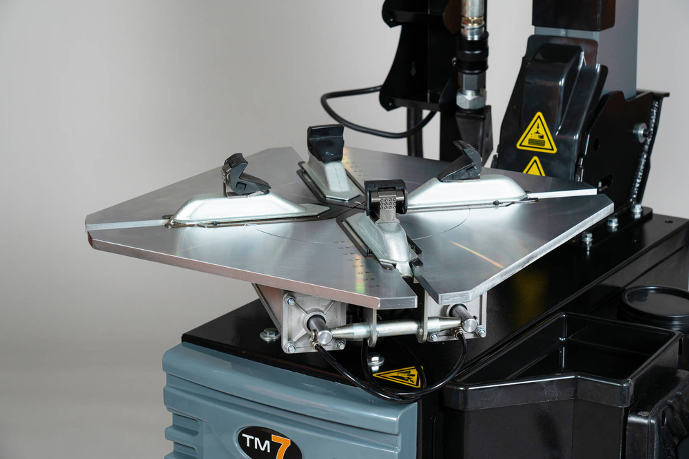 Автоматический шиномонтажный станок TM7 (220В)