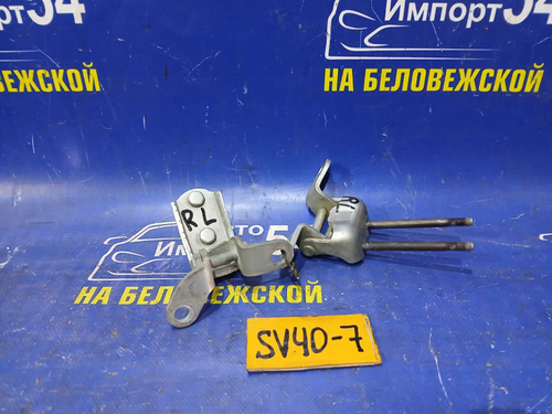 Петля двери задней левой TOYOTA VISTA 1994-1998