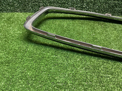 Накладка решетки радиатора Volvo S60 3 (2018-2024)