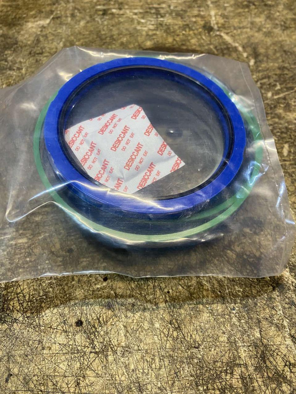 Ремкомплект г\ц ковша ZX330-3 4649053