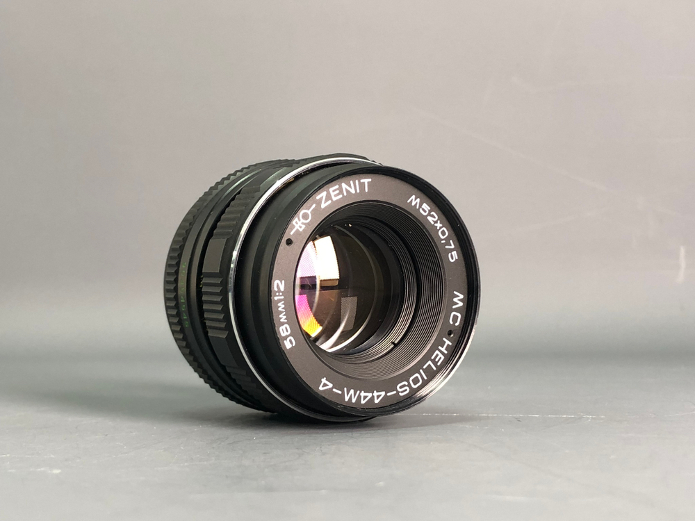 Helios 44M-4 М42