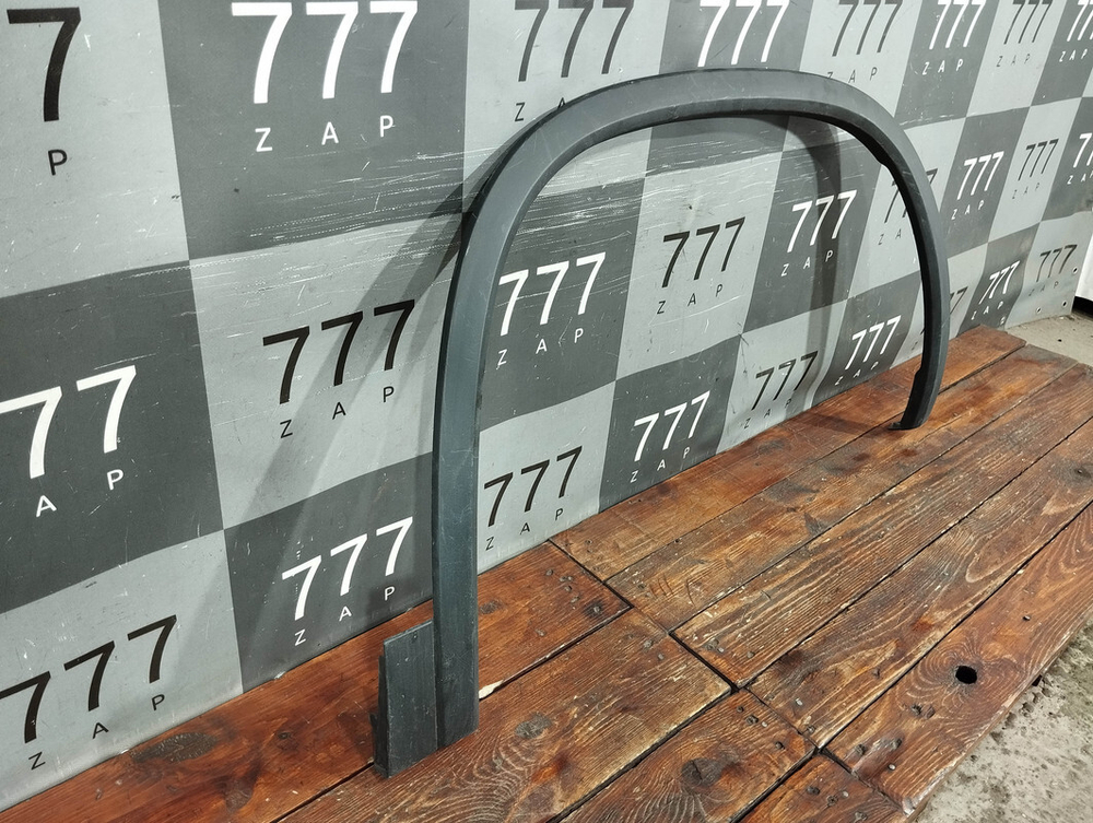 Накладка крыла переднего правого Skoda Kodiaq 16-22 Б/У SK0112A20