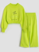 Костюм для девочки на осень