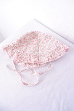 Панама с цветами на 2-3 года