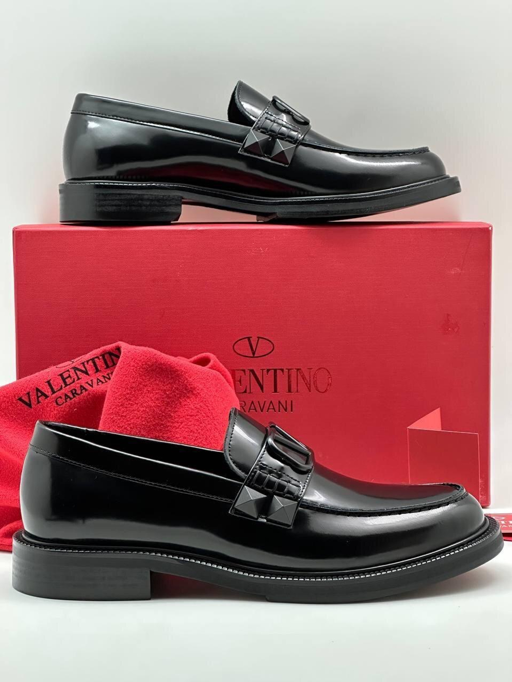 Лоферы Valentino