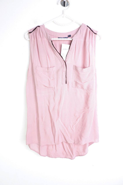 Блузка Kiabi нежного цвета, маркировка М, визуально на 46 размер