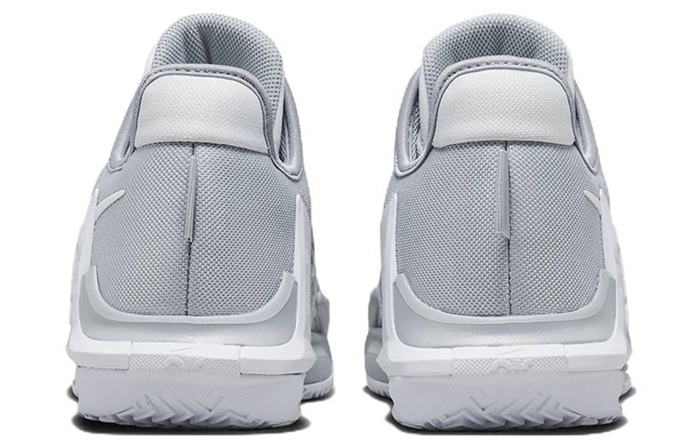 Кроссовки Nike Witness 6 Lebron Team