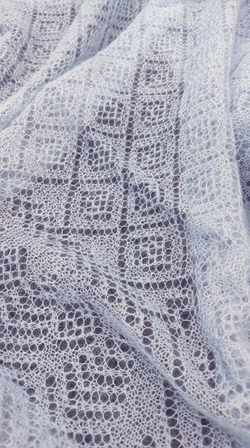 Оренбургский пуховый платок П3-120-04 голубой