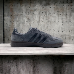 Adidas Spezial • Dark Gray