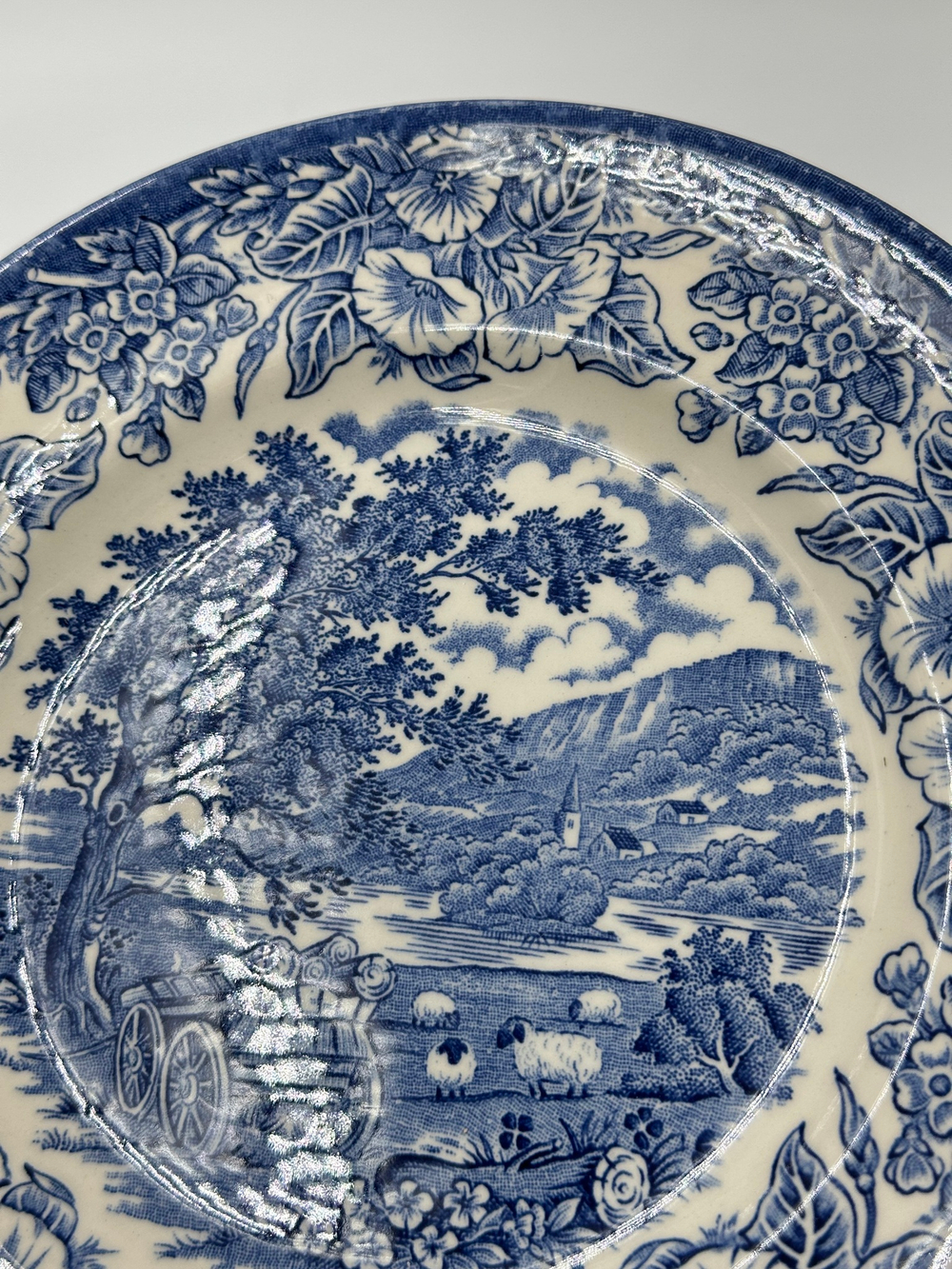 Тарелка English Ironstone
