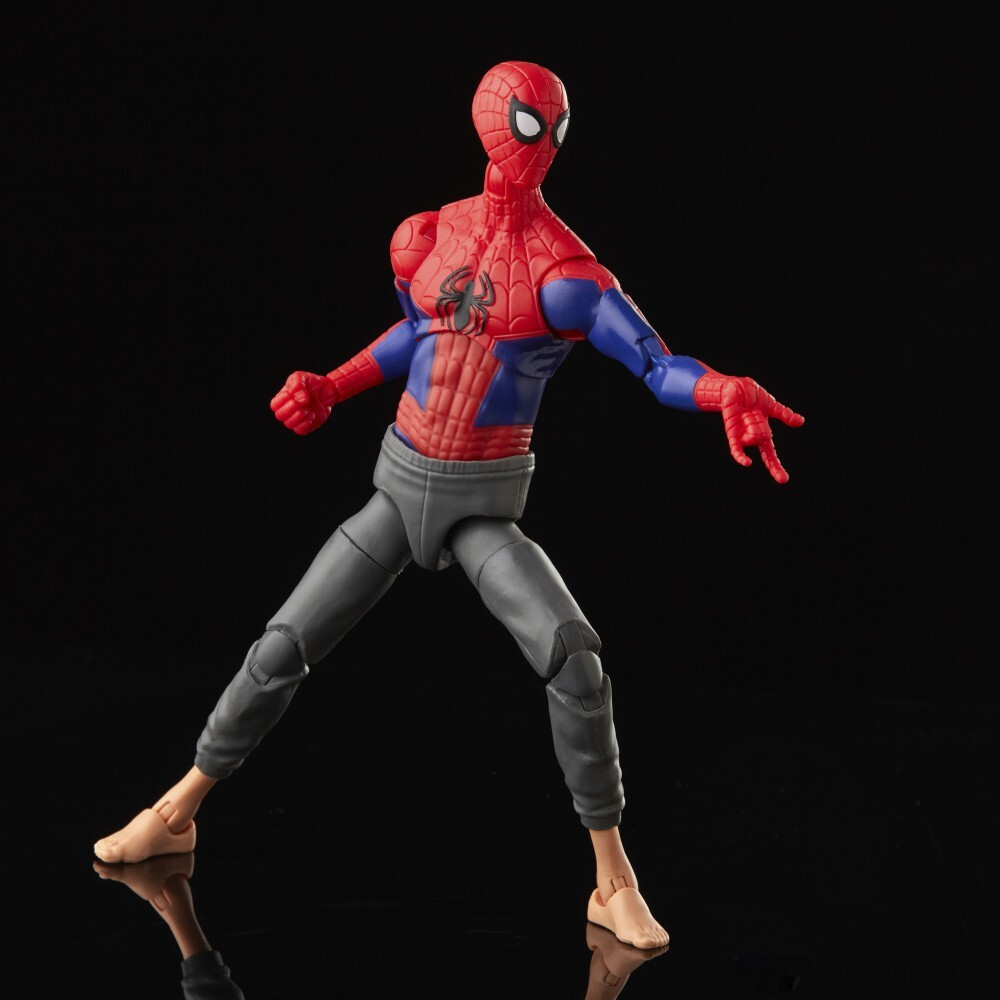 Hasbro Spider-Man - Фигурка Питера Б. Паркера высотой 15 см из серии Marvel Legends / артикул   F3480 F3852  / GTIN 5010994181949