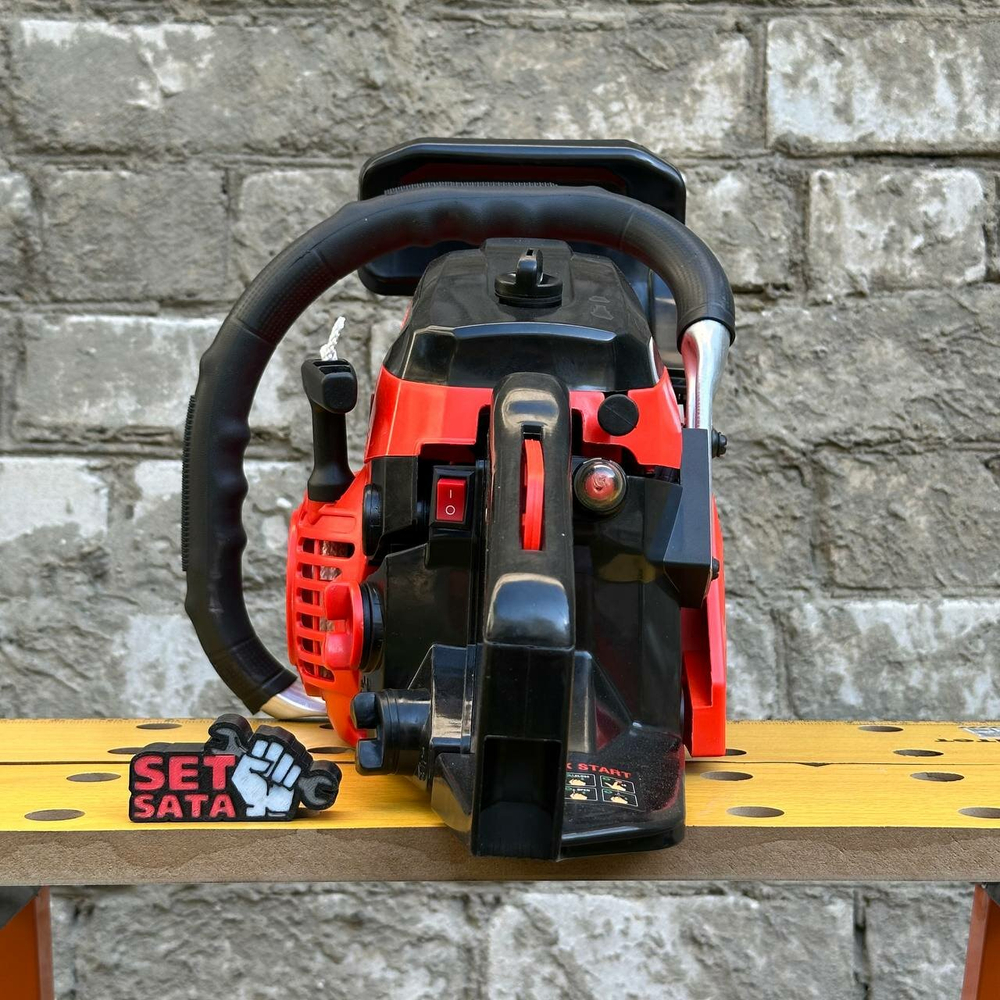 Бензопила ECO CSP-166 шина 40 см (16), 3/8 LP, 1.3 мм, 57 звеньев EC1560-6