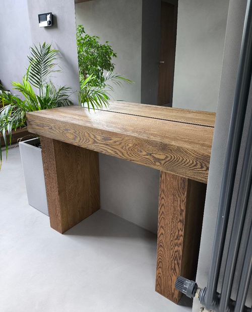 Консоль в прихожую из массива дуба