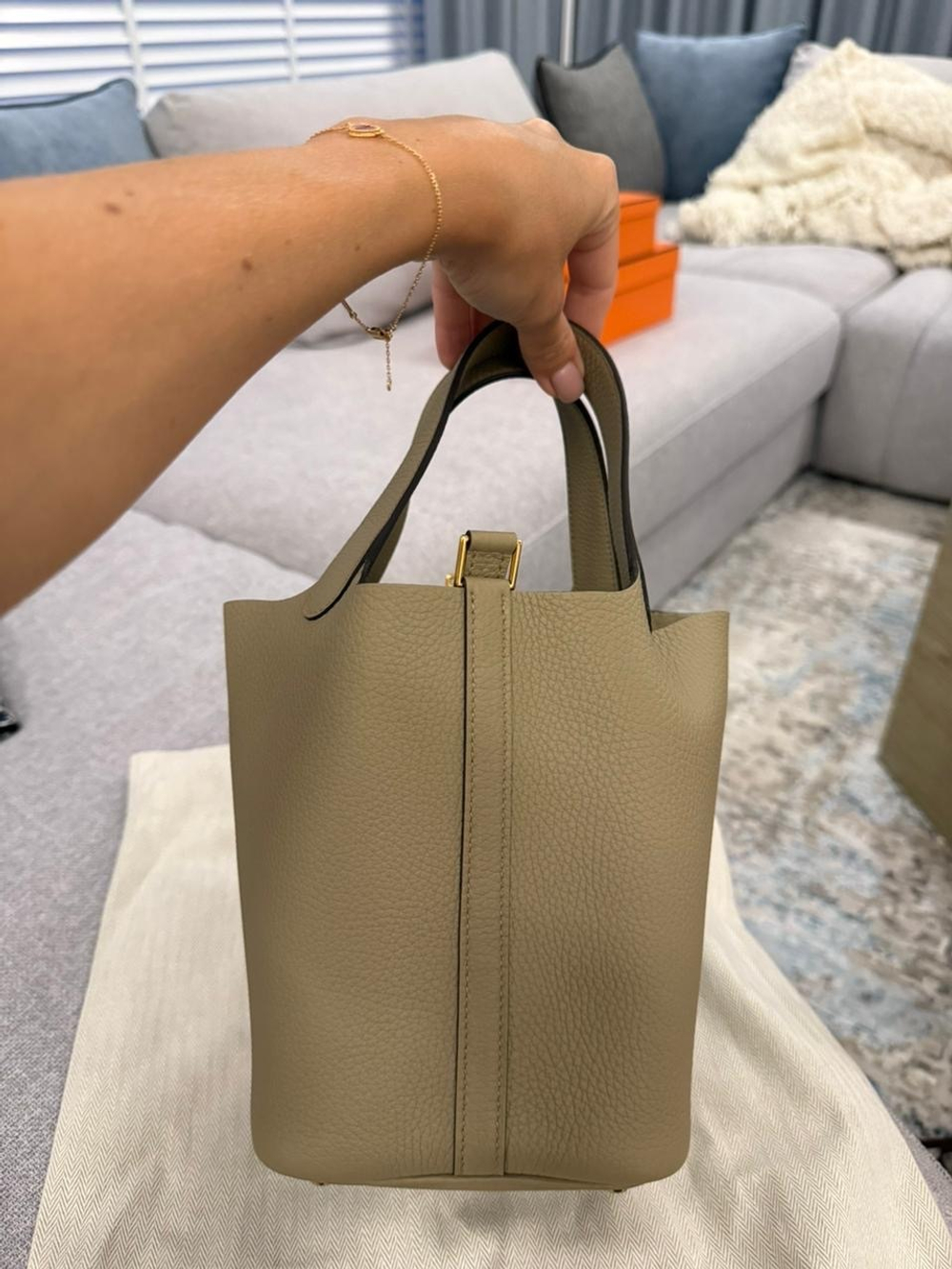 В наличии, Сумка Hermes Picotin 18 Beige Marfa Clemence bull calfskin, H056289CC8Q