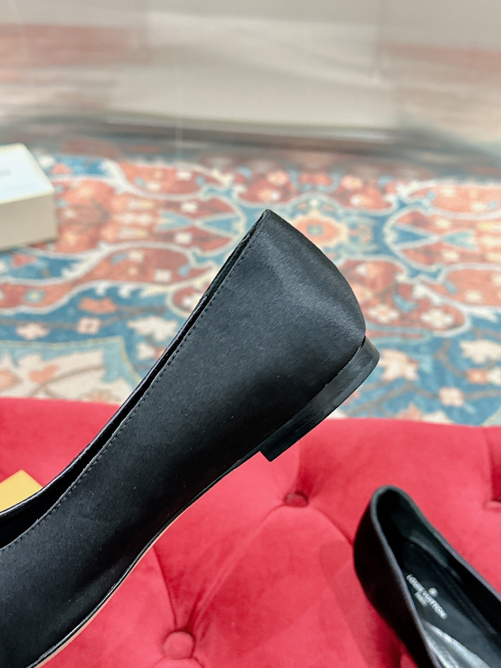 Louis Vuitton Met Flat Ballerina
