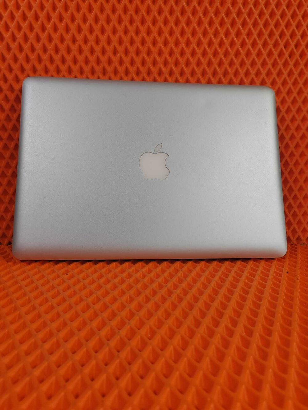 Ноутбук Apple 13 Pro 2010