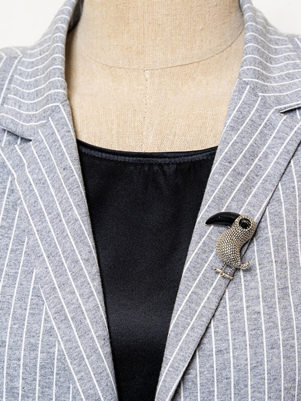 30060840 Брошь Chance