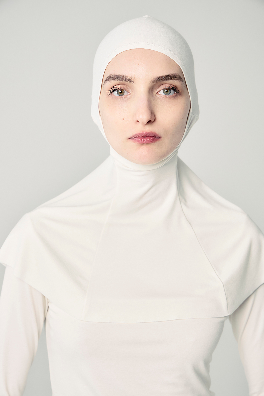 Балаклава Кэрри белая