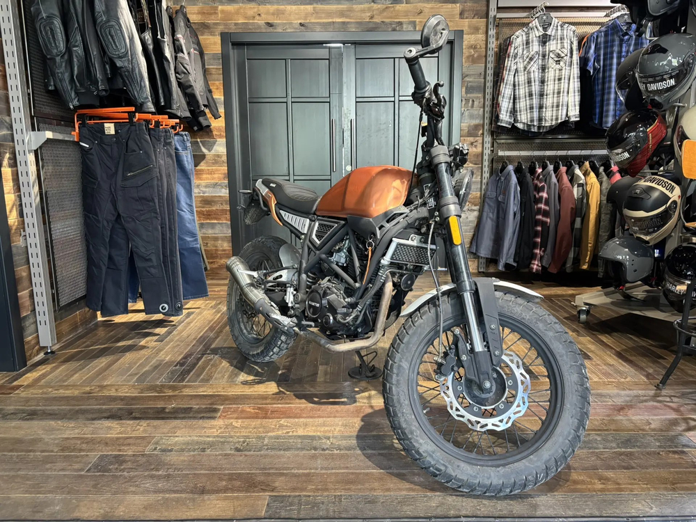 Fuego Scrambler 250, 2023