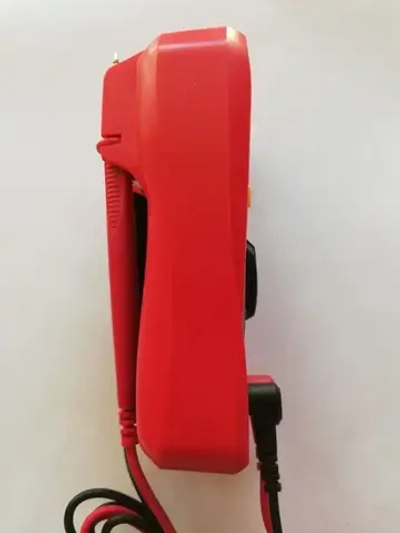 UT33A+ UNI-T, Цифровой мультиметр-автомат с автоматическими диапазонами измерения сопротивления, напряжения, тока, ёмкости конденсаторов, звуковая прозвонка цепи.