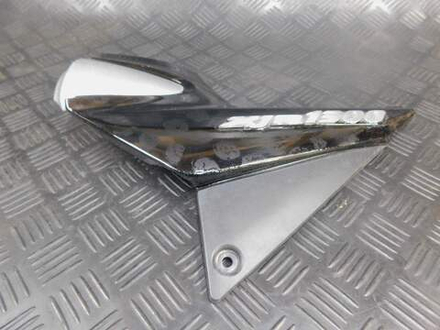 Пластик боковой левый Yamaha XJR1300 RP03J 2005