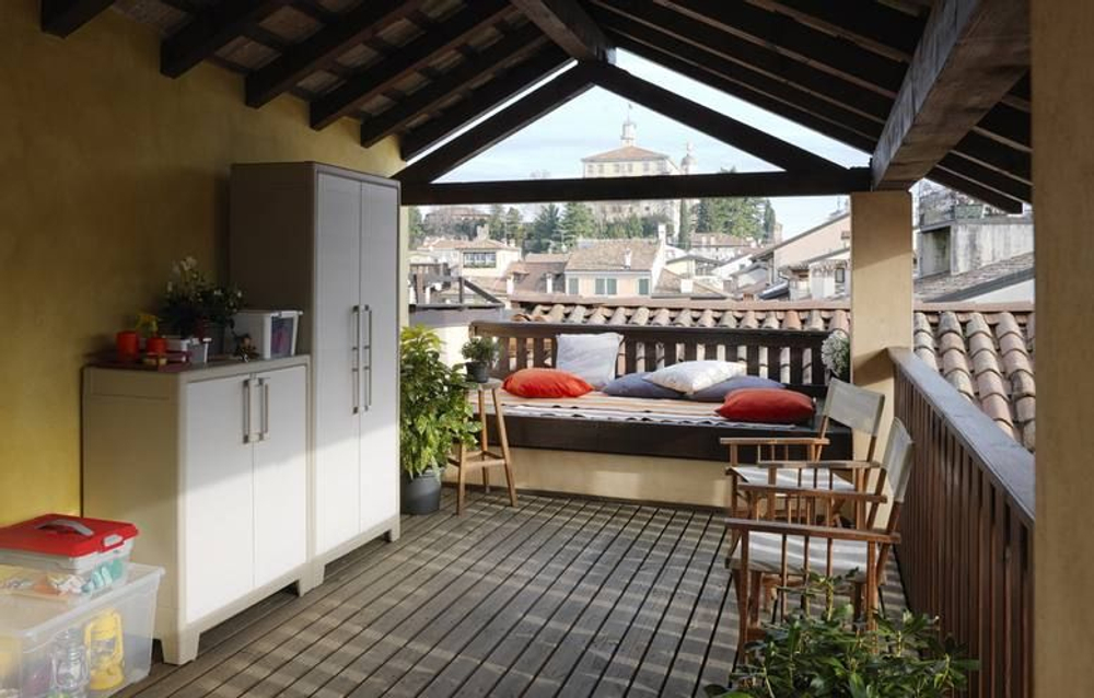 Уличная пластиковая тумба Keter Gulliver Base